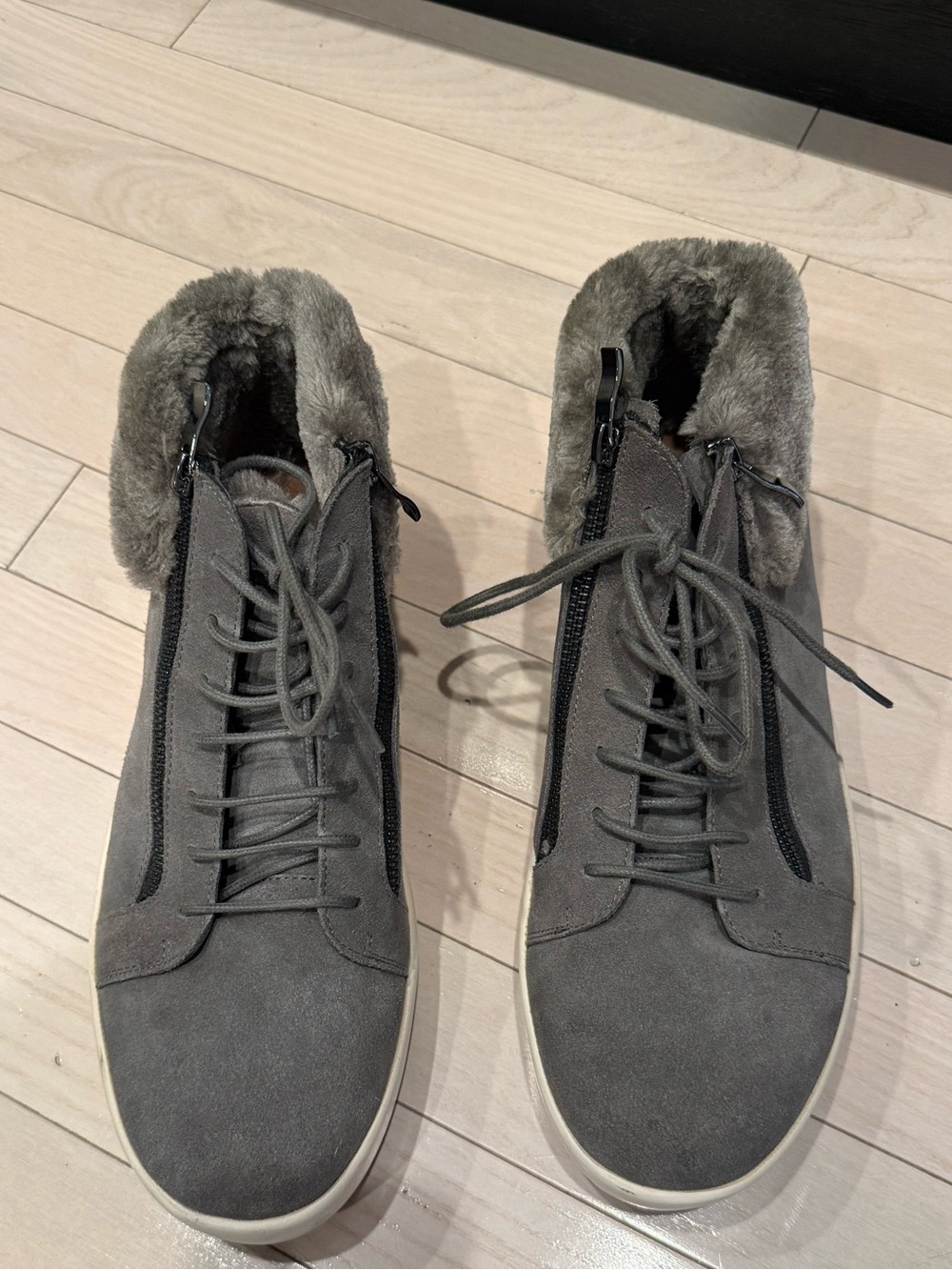 Vintage Russell Park Shearling-Lined Platform Sneakers - Picture 3 of 6